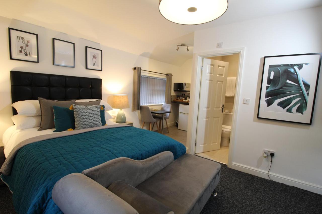 Anson Studios Walsall M6, J10 Bagian luar foto